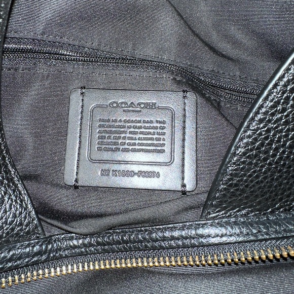 Coach Hobo Black Medium size purse - Picture 3 of 7